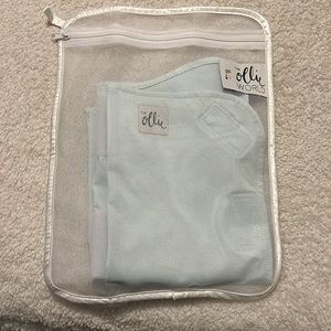 OLLIE Swaddle LIKE NEW!